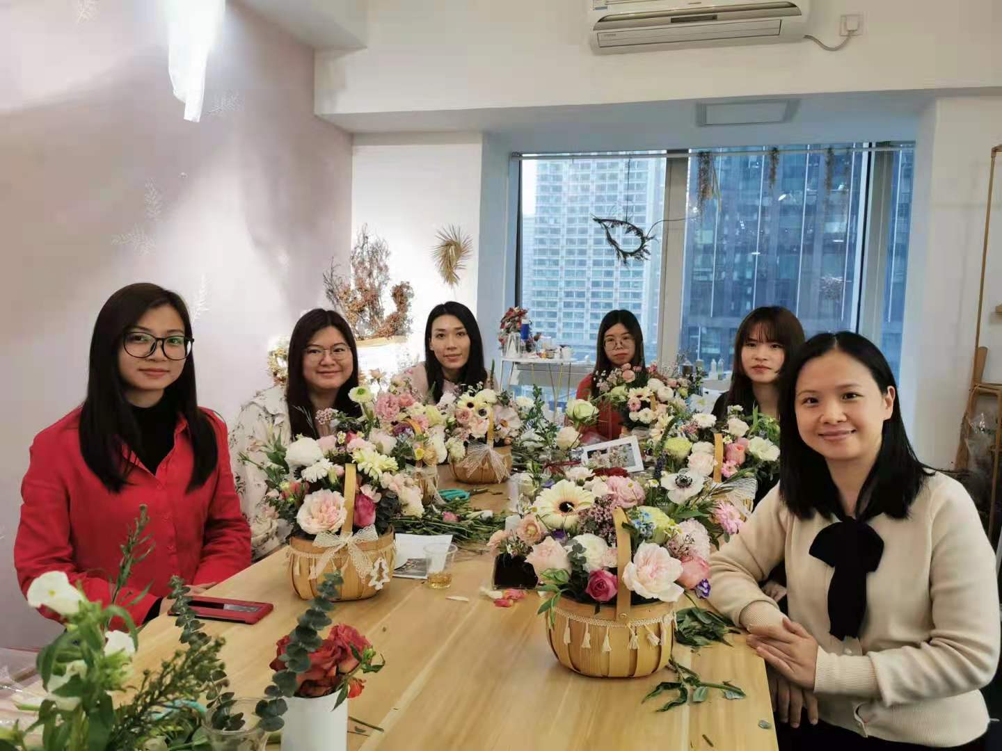 2021 Activity of Rear-service Department - Light up Your Life with Flowers and Pamper Yourself with Delicious Food