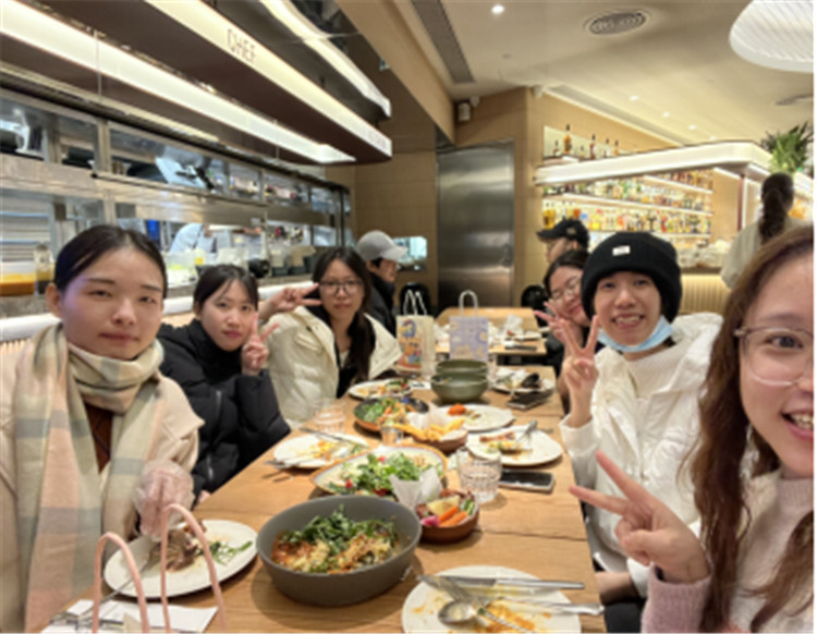 2nd Shadow Board Team Building: Check-In at the Trendy Light Food Restaurant