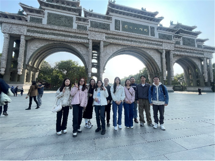 2024 Q4 Project Department IV Team Building: Shunfeng Mountain Park Tour & Shunde Cuisine Feast