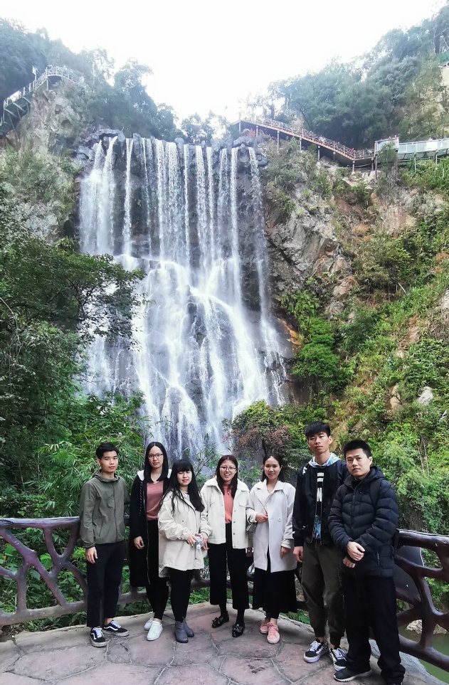 2018 Department Activities - Visiting Thrilling and Exciting Gulong Gorge and Beautiful Ferris Wheel